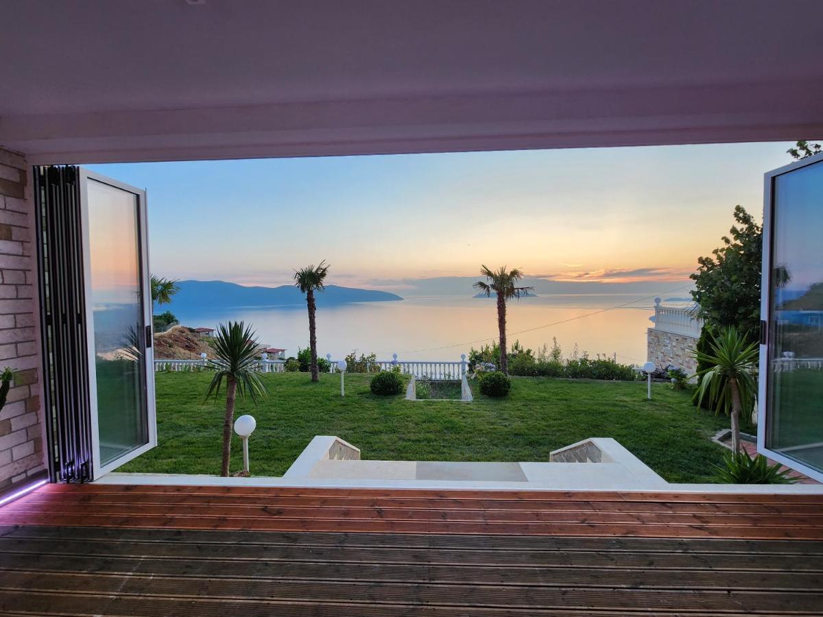 Festim Villa Hotel Kanine Buitenkant foto