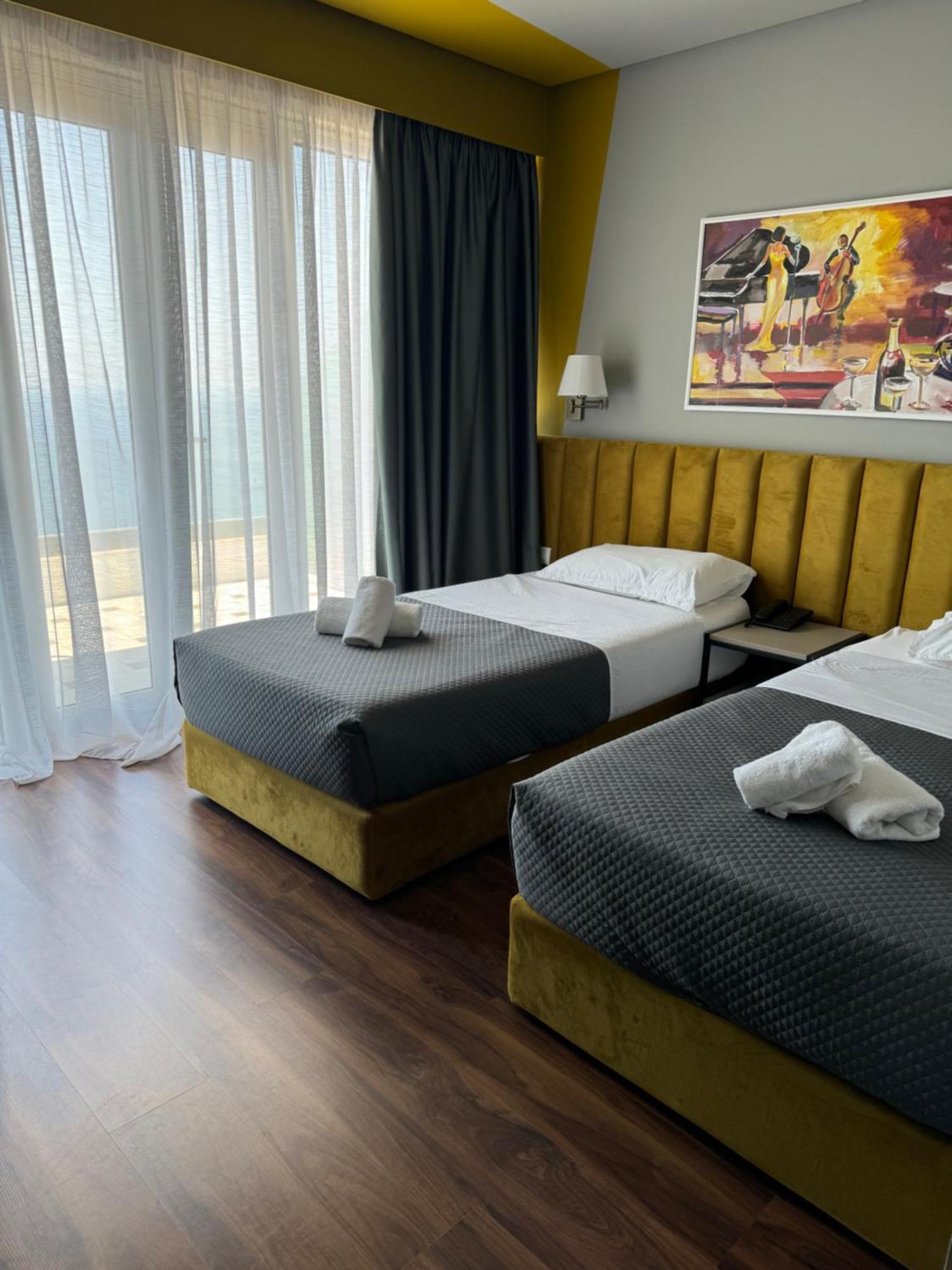 Festim Villa Hotel Kanine Buitenkant foto