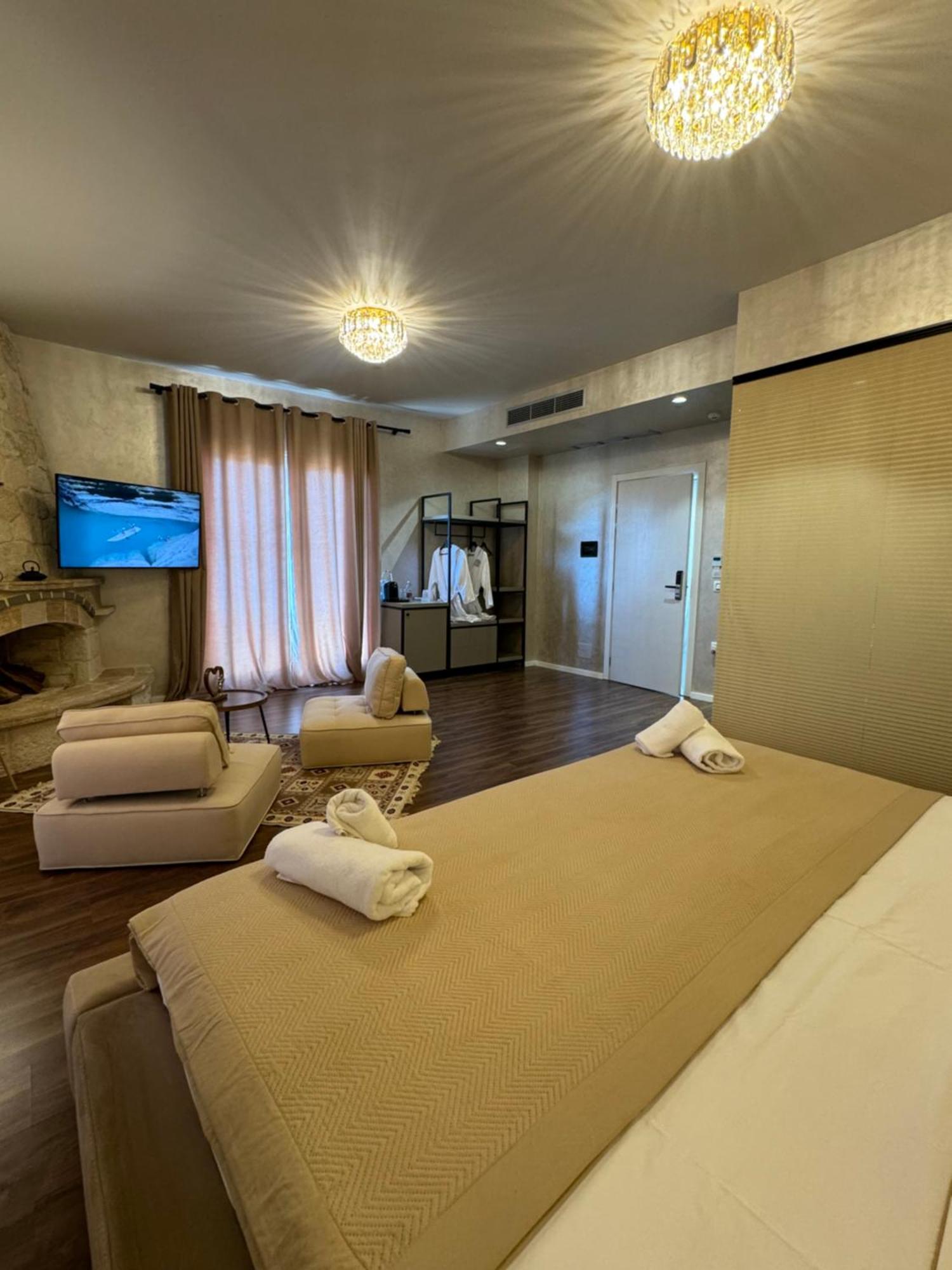 Festim Villa Hotel Kanine Buitenkant foto